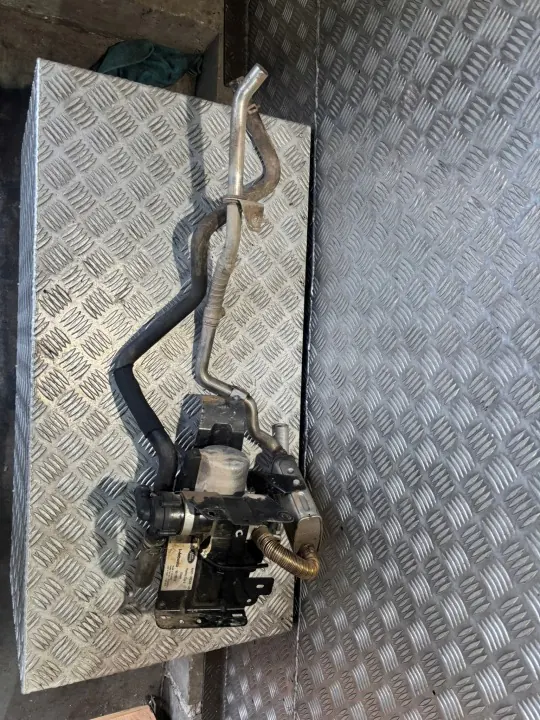 Webasto-lämmitys Land Rover Discovery 4 OEM AH22-70G308-AD image 2