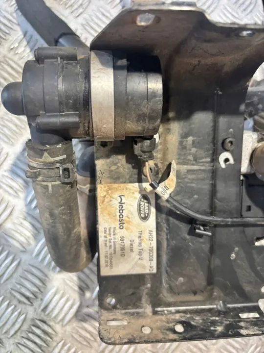 Webasto-lämmitys Land Rover Discovery 4 OEM AH22-70G308-AD image 4