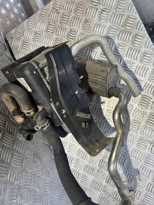 Webasto-lämmitys Land Rover Discovery 4 OEM AH22-70G308-AD image 7