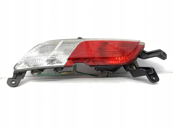 Feu de pare-chocs arrière gauche OEM 8390137101 - SsangYong image 2