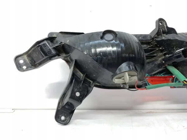 Feu de pare-chocs arrière gauche OEM 8390137101 - SsangYong image 5