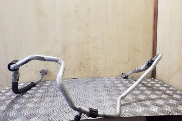 Ilmastointiputket SKODA OCTAVIA II 1K0820743CC image 4