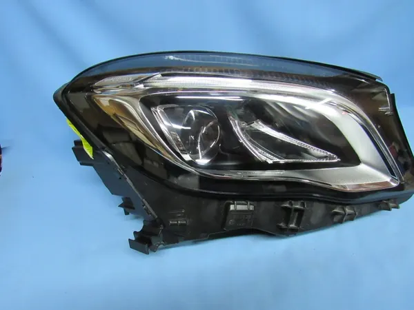 Rechter Koplamp Mercedes GLA W156 Lift Full LED image 2