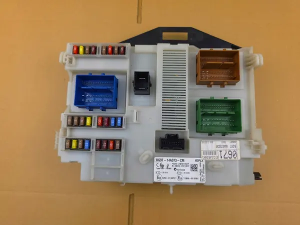 Ford BCM-moduuli OEM BG9T-14A073-CM Käytetty image 2