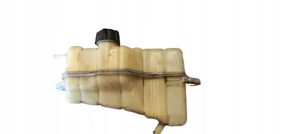 Kühlmittelbehälter Nissan Juke 2014 OE 21711BV80A image 2