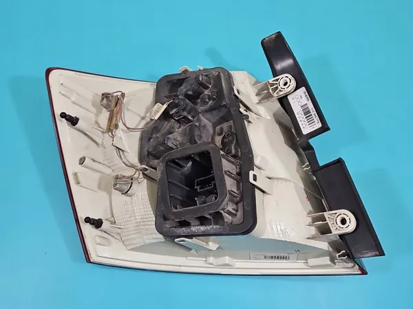 LÁMPARA TRASERA DERECHA SKODA RAPID SPACEBACK 5JJ945312 image 3