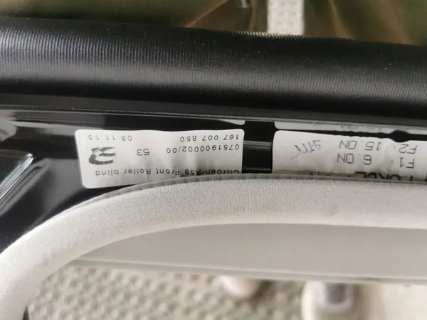Kattoluukun Verho OEM ROLETA SZYBERDACHU CITROEN C3 PICASSO / LIFT 08-17 image 7