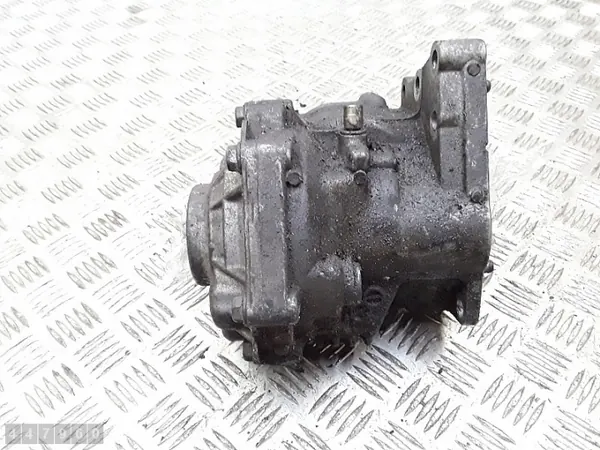 Toyotan jakolaatikko OEM w82 1w 326 RAV4 2006 image 4