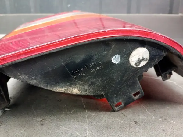 Lámpara trasera derecha VW TRANSPORTER T5 image 10