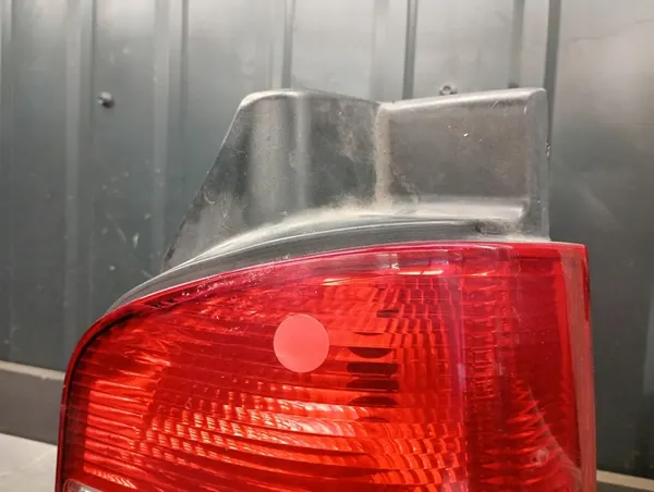 Lámpara trasera derecha VW TRANSPORTER T5 image 2