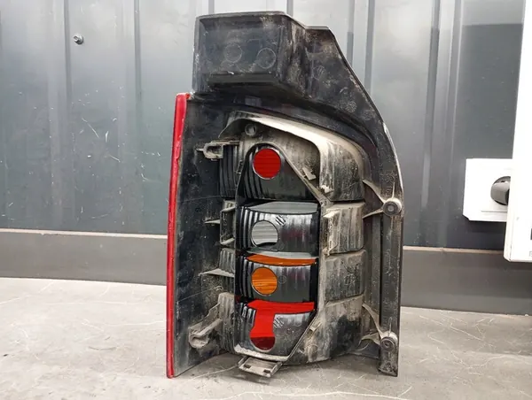 Lámpara trasera derecha VW TRANSPORTER T5 image 9