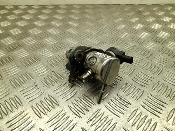 Pompe haute pression OEM 06R127025C pour Audi Q5 image 2