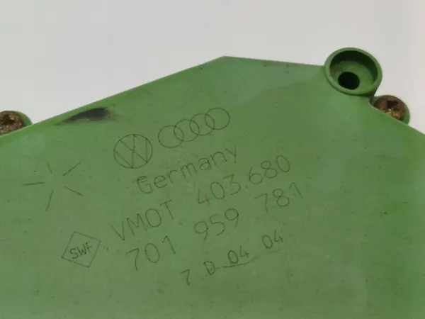 Atuador de Fechadura Central Frontal Esquerdo VW Transporter T4 701959781 image 2