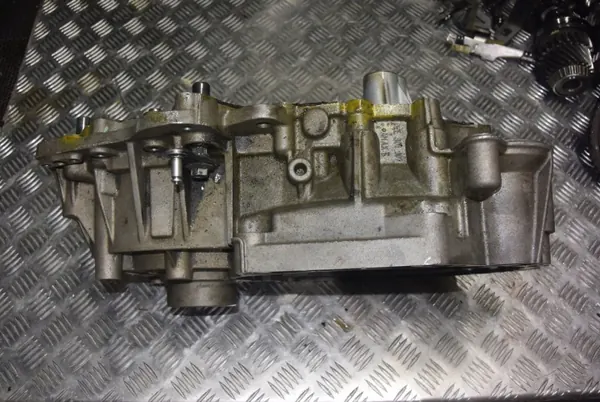 DSG DQ250 Växellådshus OEM 02E301107 R image 3