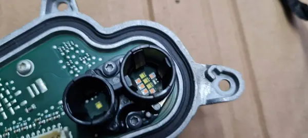 Módulo DRL Full LED Audi A5 S5 Direito Frontal OEM 8W6998474A image 7