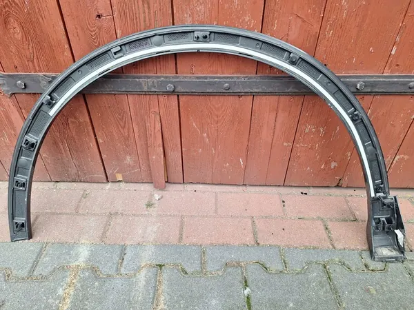 AUDI Q3 II 83A Etu Oikea Lokasuoja 83A853718A image 4