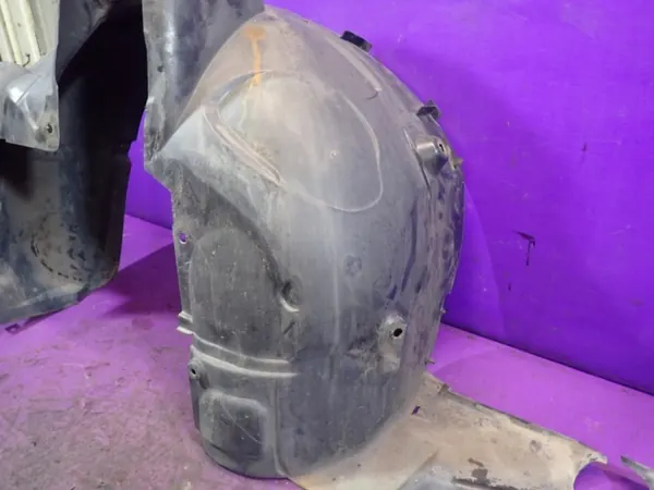 Pasos de rueda delantero derecho Mercedes Clase A W169 OEM Zawada-381447- image 3