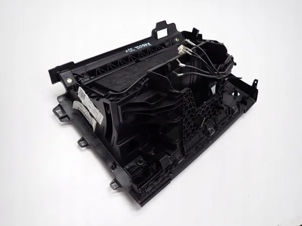 Konsoleablage OEM 57B857097E für Skoda Karoq 23R image 6