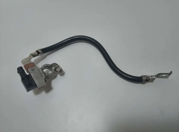 Sensor de gerenciamento de bateria Hella 6PK 010 562-911 image 4