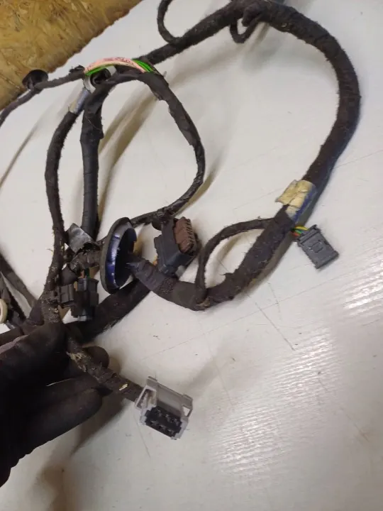 Harness de cable puerta Peugeot 2008 OEM 96464941480 image 3