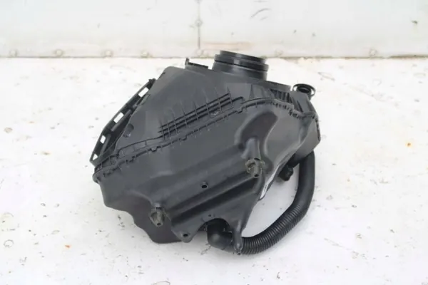 Audi Luftfiltergehäuse OEM bt-cars-37070 Gebraucht image 3