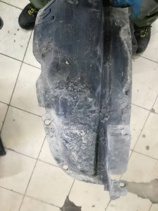 HYUNDAI TUCSON I 2004-2010 Front Left Wheel Arch image 3