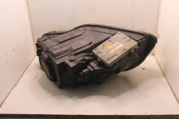 Faros Xenón Delantero Derecho Audi A4 B7 2004-2008 OEM 8E0941030BP image 6
