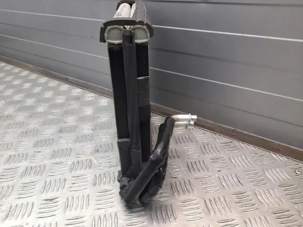 Airconditioning Radiator AUDI A8 D2 4H1898967 image 5