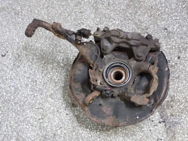 OEM ZWROTNICA PIASTA PRAWY PRZÓD 4X4 TOYOTA LAND CRUISER J120 image 4