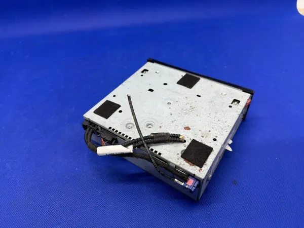 Audi A6 C6 CD/DVD-vaihtaja OEM 4F0919887M image 4