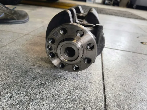 Virabrequim usado OEM 5599R - R9M413 Nominal image 5