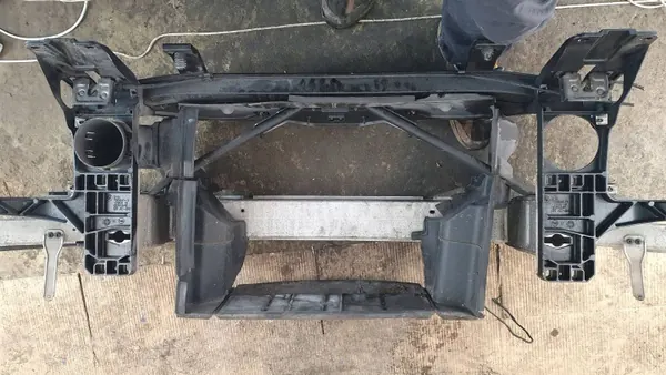 OEM 7514181-4car Framventilatorförstärkning BMW 6-serie image 6