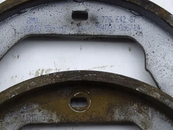 BMW X5 M F85 linkes hinteres Bremsset OEM 6776642 image 5