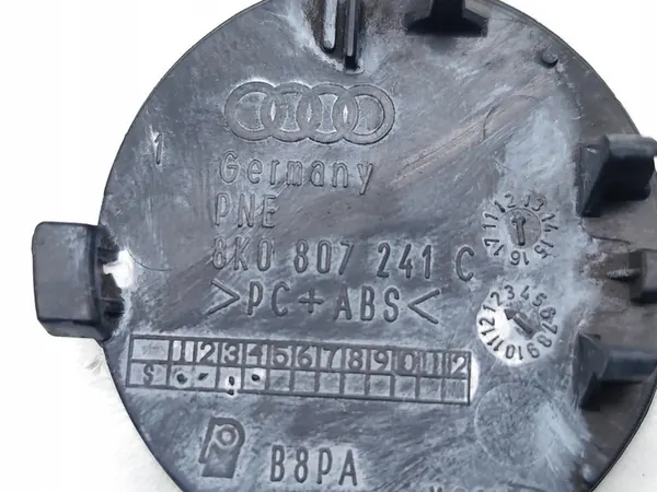 Cubierta del gancho de remolque delantero Audi A4 2013 Estate image 7