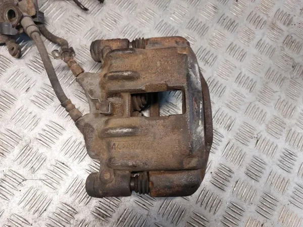 Discos, Pastilhas e Pinças de Travão Dianteiros Peugeot image 4