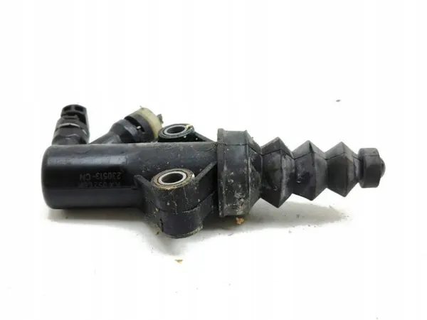 Kytkyn sylinteri OEM KE6041920B Mazda 6 Sedanille image 7