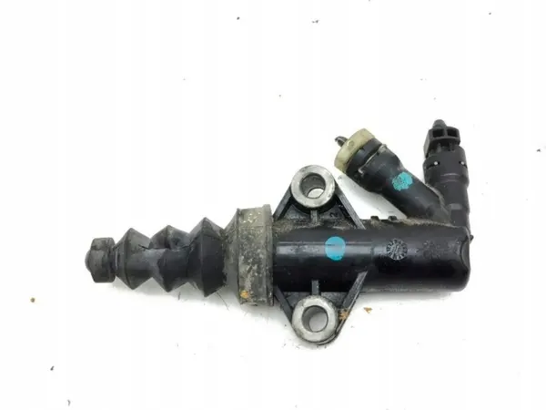 Kytkyn sylinteri OEM KE6041920B Mazda 6 Sedanille image 8