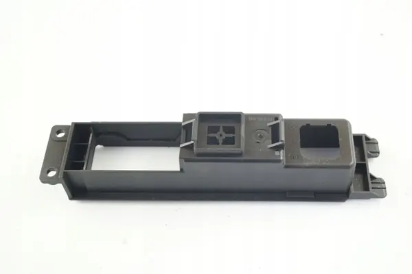 Tomada isqueiro Audi A3 8P OEM 8P0863284D image 3