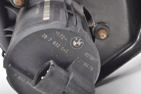BMW E46 3.2 M3 Bomba de Aire Secundaria 7832045 image 3