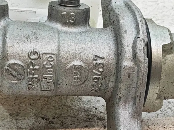 Jarrupumppu Ford Puma II OEM 829437 - Käytetty image 3