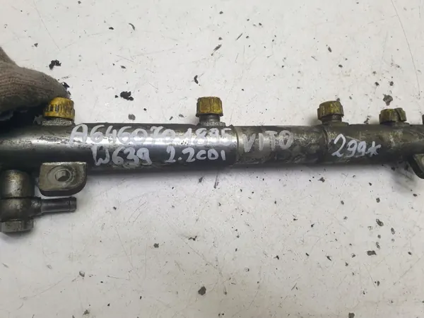 Inspuitrail Mercedes Vito W639 2.2 CDI OEM A6460701895 image 5