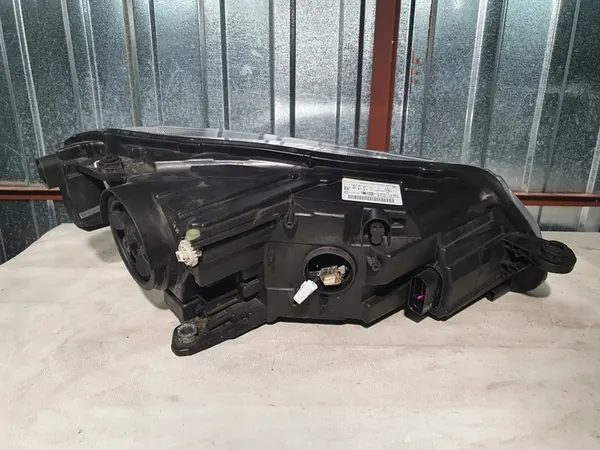 Skoda OE Vasemman etuvalon 3V1941015A image 10