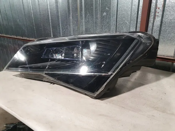 Skoda OE Vasemman etuvalon 3V1941015A image 3