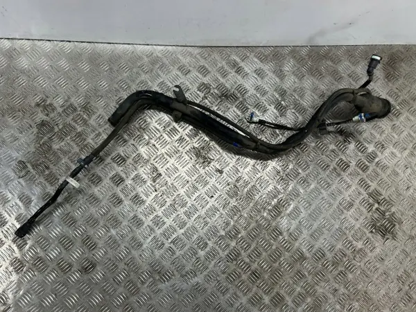 Kraftstoff-Einfüllstutzen Chrysler Pacifica OEM P68184265AD image 4
