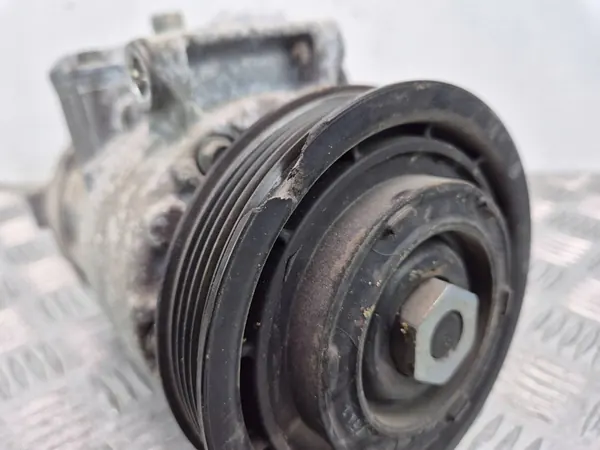 Compresor de aire acondicionado Mercedes CLA 220 W117 A0042300311 image 2