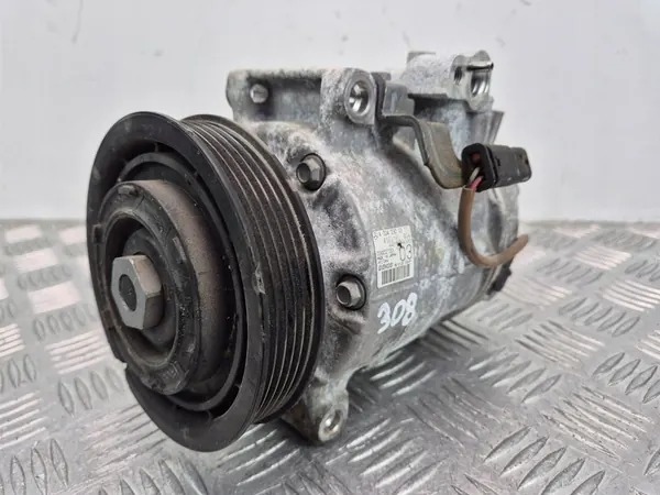 Compresor de aire acondicionado Mercedes CLA 220 W117 A0042300311 image 3