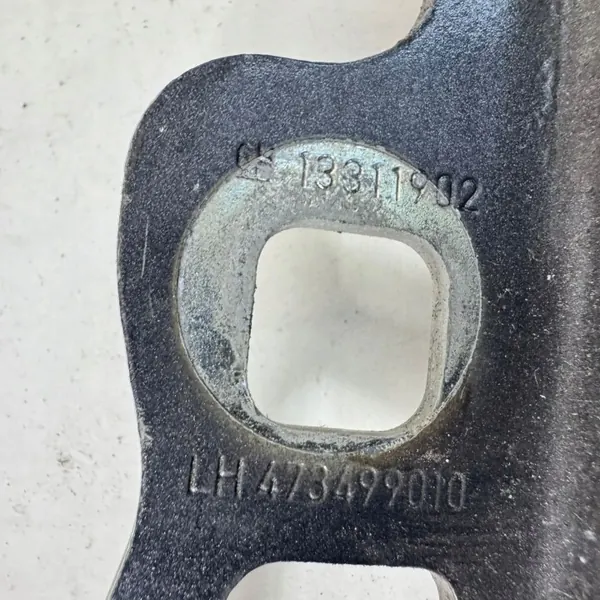 OEM 13311903 Paire de Charnières de Capot Opel Corsa E image 5