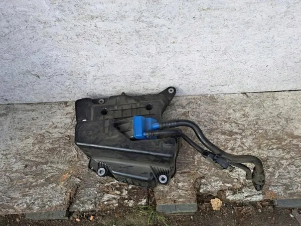Tanque Audi A4 B9 2017 OEM 8W0131878BT ZD9 image 5