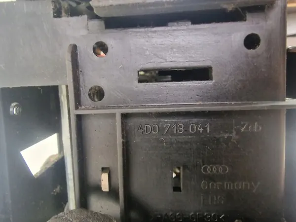Levier de vitesse Audi A8 S8 D2 OEM 4D0713041 image 5