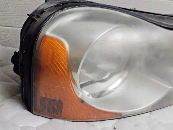 Volvo OE 30698814 heijastin oikea asennus image 2